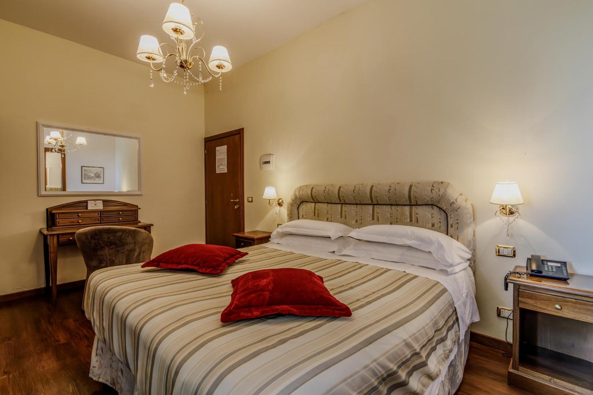Villa Lecchi Hotel Wellness Colle Val D'Elsa Luaran gambar